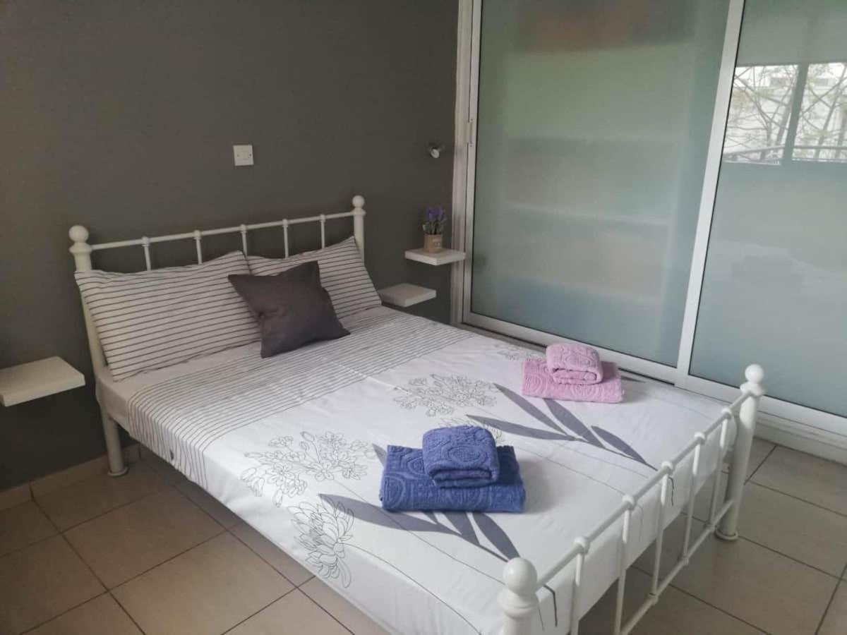 Cozy 1 Bedroom Apartment Close To The Beach Paphos Luaran gambar
