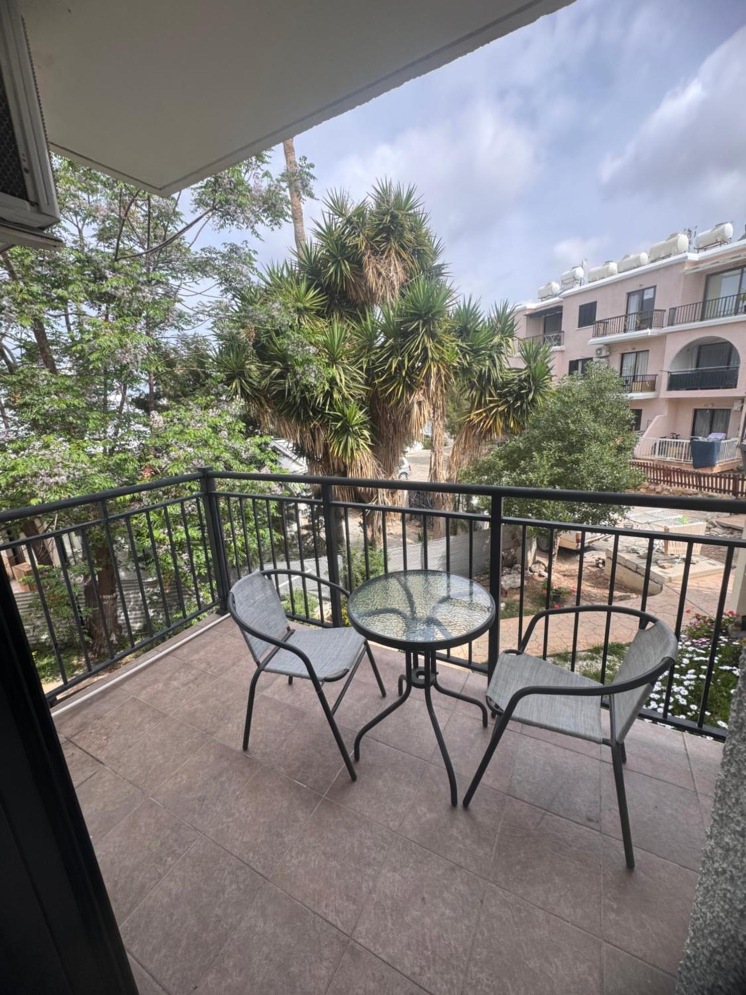 Cozy 1 Bedroom Apartment Close To The Beach Paphos Luaran gambar